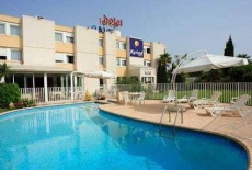 Отель Hotel Kyriad Toulon Est La Garde в городе Ла Гард, Франция