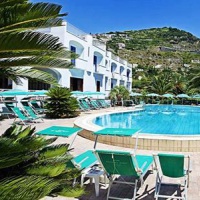 Отель Hotel Parco Smeraldo Terme в городе Барано-д'Иския, Италия