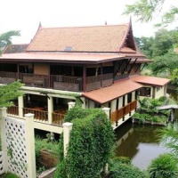 Отель Luang Chumni Village в городе Аюттхая, Таиланд