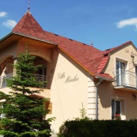 Отель Villa Monika Keszthely в городе Кестхей, Венгрия