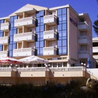 Отель Astoria Aparthotel Seget Vranjica в городе Сегет Враница, Хорватия