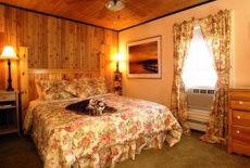 Отель Evergreen Inn Bed and Breakfast в городе Spring Lake Heights, США