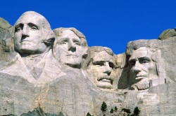 Национальный мемориал «Гора Президентов»