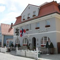 Отель Hotel Gasthof Zum Storch в городе Шлюссельфельд, Германия