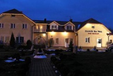 Отель Zajazd Nad Wisla в городе Добжикув, Польша