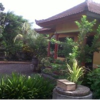 Отель Banyuwedang Home Stay в городе Banyuwedang, Индонезия