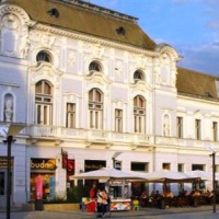 Отель Korona Hotel Nyiregyhaza в городе Ньиредьхаза, Венгрия