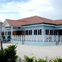 Отель Idlers' Rest Beach Hotel в городе Black River, Ямайка