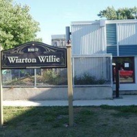 Отель Wiarton Willy's Inn в городе Уиартон, Канада
