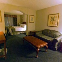 Отель Radisson Hotel & Suites Fort McMurray в городе Форт Мак-Мюррей, Канада