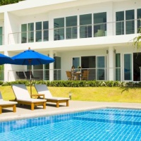 Отель Phuket Beachfront Villas в городе Wichit, Таиланд