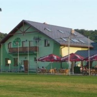 Отель Restaurace a penzion Kamenec в городе Жилесовице, Чехия