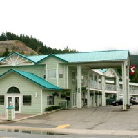 Отель Ponderosa Motor Inn в городе Голден, Канада