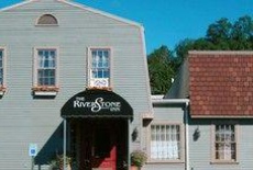 Отель Riverstone Inn в городе Уайсокс, США