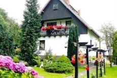 Отель Ferienwohnung Familie Petschel в городе Йонсдорф, Германия