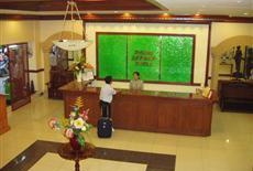 Отель Admiral Hotel Manila в городе Манила, Филиппины