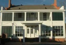 Отель Loyd Hall Plantation в городе Ченивилл, США