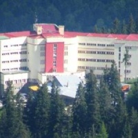 Отель Hotel Cota 1400 в городе Сина́я, Румыния