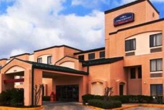 Отель Howard Johnson Inn Biloxi Ocean Springs в городе Ошен Спрингс, США