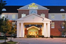 Отель Holiday Inn Express Hotel & Suites Algonquin в городе Хэмпшир, США