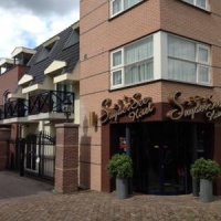 Отель Hotel Driebanen - SuyderSee Hotel Enkhuizen в городе Энкхёйзер, Нидерланды