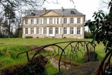 Отель Chateau de Breloux в городе Ла Креш, Франция
