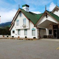 Отель Ramada Valemount в городе Валемаунт, Канада