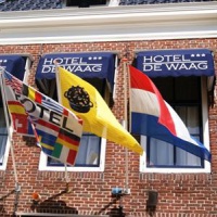 Отель Hotel De Waag в городе Маккюм, Нидерланды