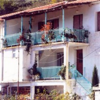 Отель Papanikola Guesthouse в городе Пиана, Греция