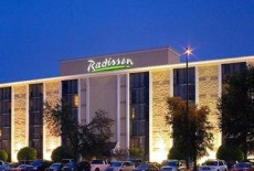 Отель Radisson Hotel Ft Worth - Fossil Creek в городе Халтом Сити, США