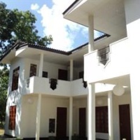 Отель Hotel Vinali в городе Тиссамахарама, Шри-Ланка