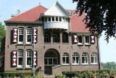 Отель Villa Rozenhof в городе Алмен, Нидерланды