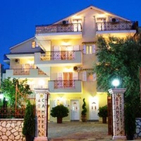 Отель Pansion Filoxenia Apartments & Studios в городе Tsoukalades, Греция