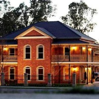 Отель Carlyle Suites & Apartments в городе Уогга-Уогга, Австралия