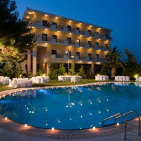 Отель Parnis Palace Hotel Suites в городе Ахарнес, Греция