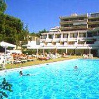 Отель Armonia Hotel Vouliagmeni в городе Вульягмени, Греция