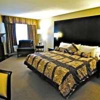 Отель Ramada Lodge Hotel Kelowna в городе Келоуна, Канада