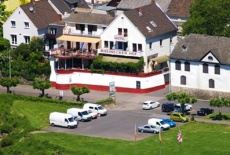 Отель Rheinecker Hof Hotel Restaurant Cafe в городе Лойтесдорф, Германия