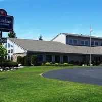 Отель AmericInn Lodge & Suites Rhinelander в городе Райнлендер, США