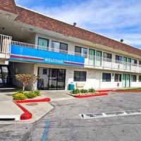 Отель Motel 6 Palmdale в городе Палмдейл, США