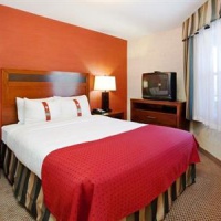 Отель Holiday Inn Hotel & Suites Osoyoos в городе Осуюс, Канада