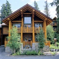 Отель Buffalo Mountain Lodge в городе Банф, Канада