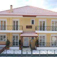 Отель Xenonas Drimos Hotel Karpenisi в городе Карпениси, Греция