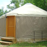 Отель Ecofiest Yurts & Sauna в городе Каварта Лейкс, Канада