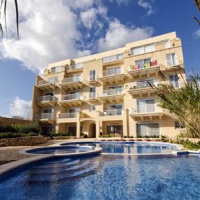 Отель GozoPride Penthouse в городе Кала, Мальта