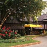Отель Wanathara Health Resort & Spa в городе Пхитсанулок, Таиланд