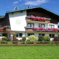 Отель Gastehaus Brunner в городе Кёссен, Австрия