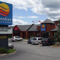 Отель Comfort Hotel & Suites Peterborough Canada в городе Питерборо, Канада