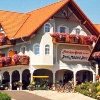 Отель Dreimaderlhaus Pension в городе Унтерлам, Австрия