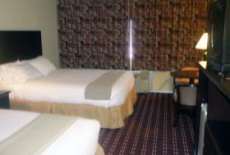 Отель Econo Lodge Inn And Suites Tria в городе Триадельфия, США